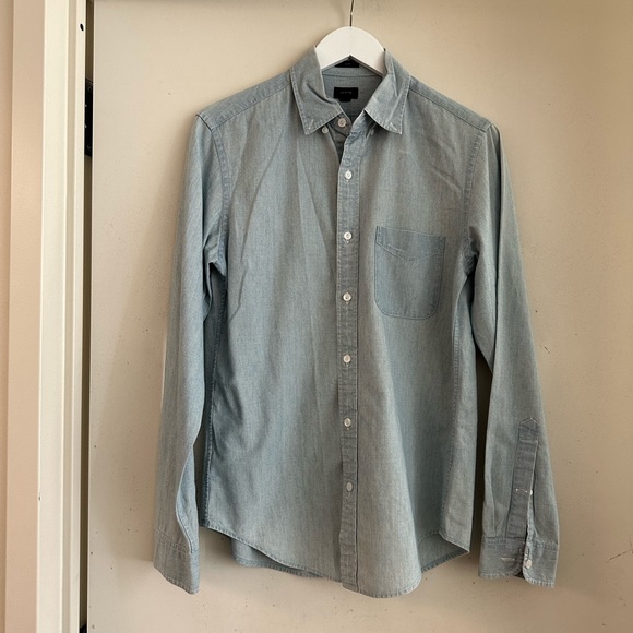 J. Crew Other - J. Crew Slim Fit Chambray Button Down Shirt